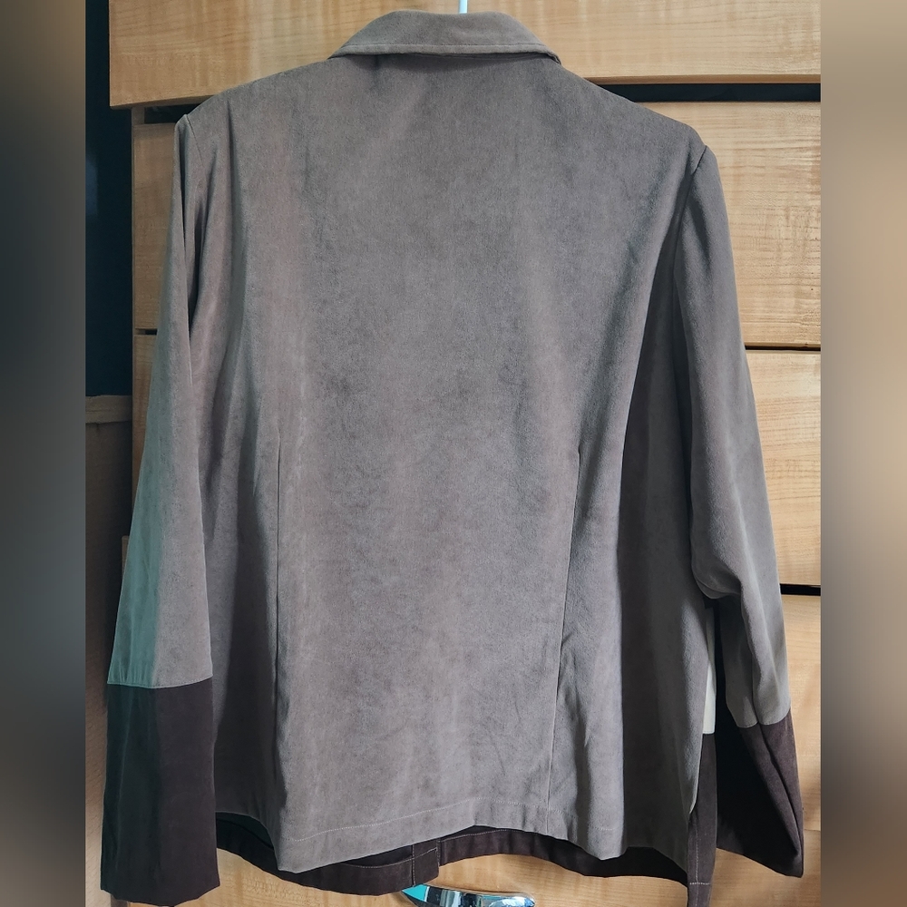 Jacket - Picture 2 of 2